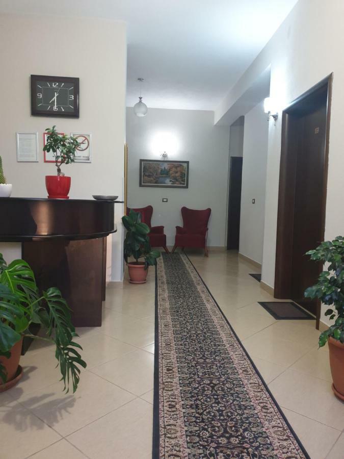 Hotel Camping Lini מראה חיצוני תמונה